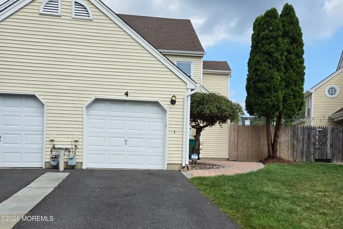 4 Hawthorne Court, Freehold, NJ 07728 - #1