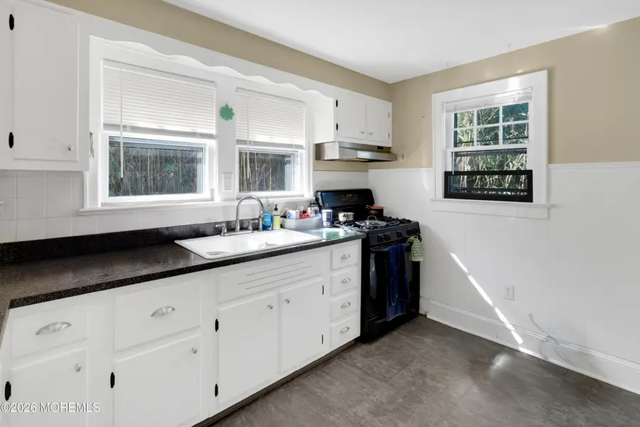 23 Dwyane Street, Oceanport, NJ 07757 - #3