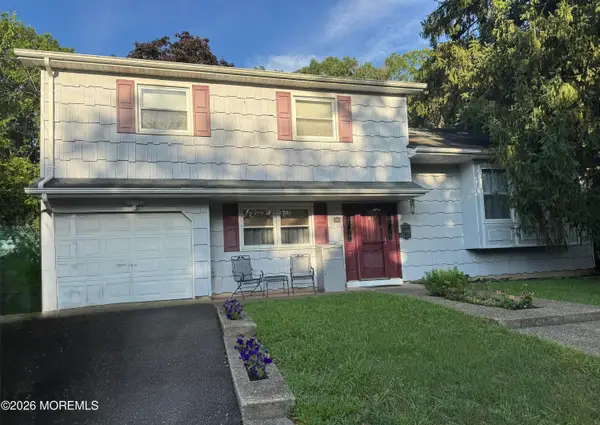 50 Longview Road, Howell, NJ 07731