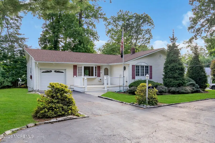 9 Belaire Drive, Roseland, NJ 07068 - #3