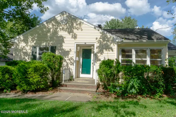 3 Coluco Place, Keyport, NJ 07735