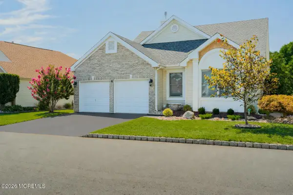 28 Brighton Court, Monroe, NJ 08831