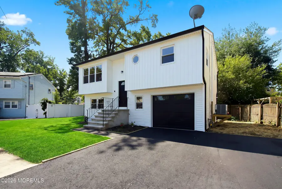 5 Beacon Terrace, Keansburg, NJ 07734 - #3
