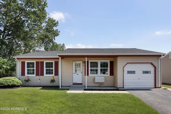22 Keene Street, Whiting, NJ 08759