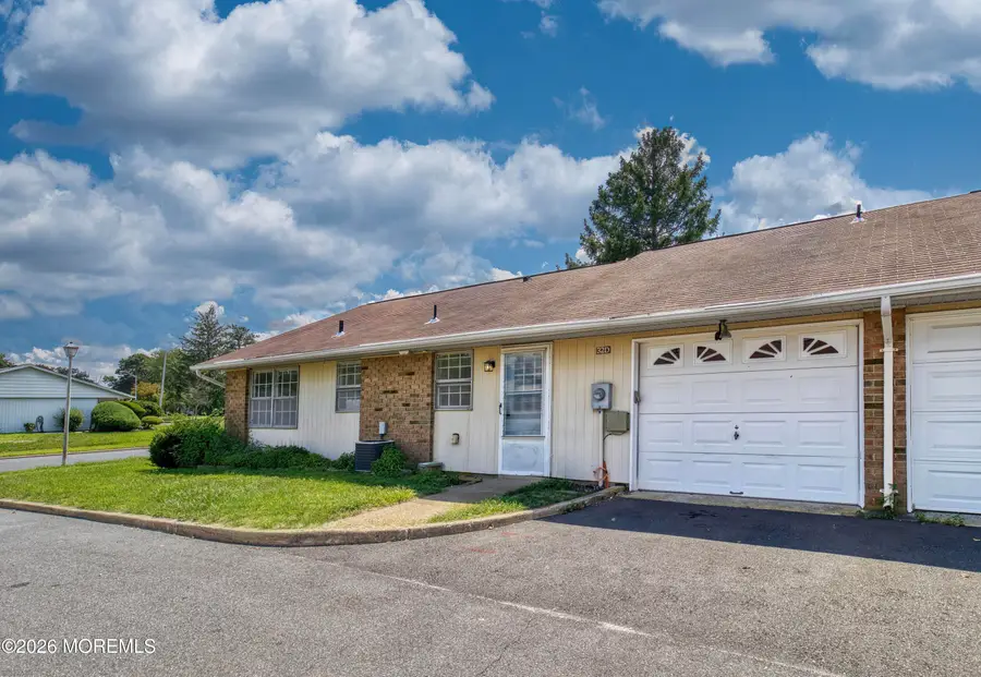 32 Yorkshire Court #D, Manchester, NJ 08759 - #2