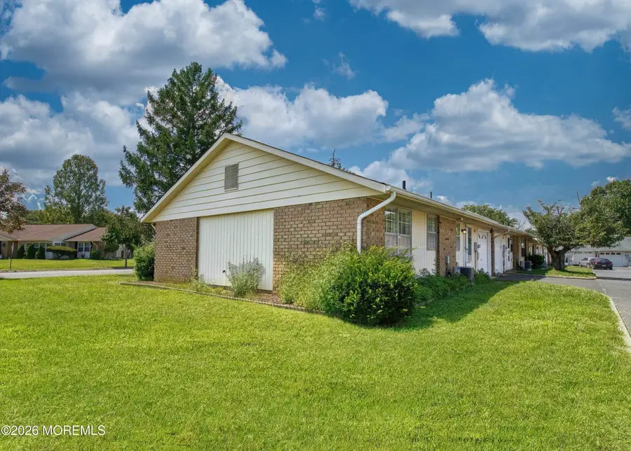 32 Yorkshire Court #D, Manchester, NJ 08759 - #3
