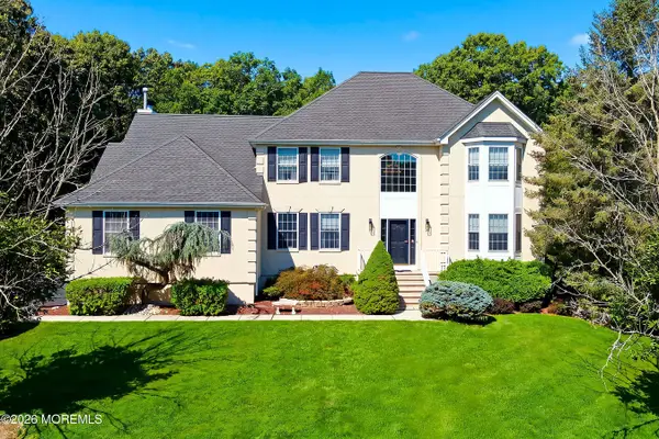 28 Summerhill Avenue, Jackson, NJ 08527