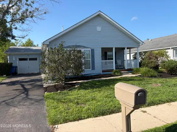 66 Perrys Lane, Manahawkin, NJ 08050