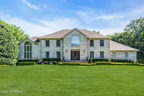 5 Shira Lane, Manalapan, NJ 07726