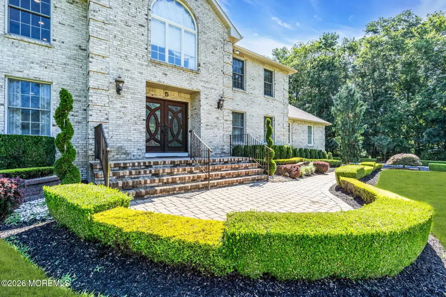 5 Shira Lane, Manalapan, NJ 07726 - #2
