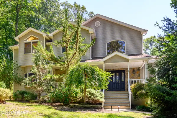 58 Iron Ore Road, Manalapan, NJ 07726