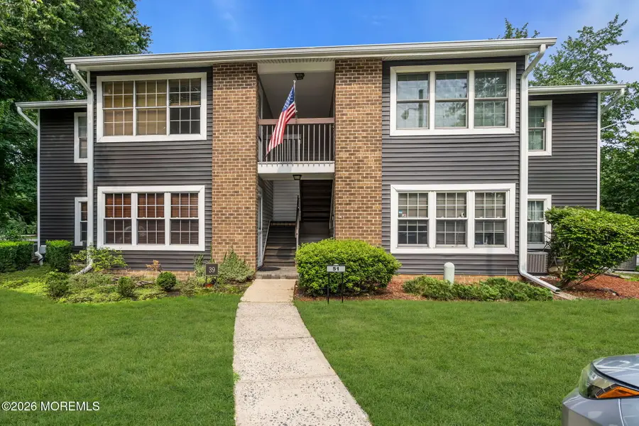 39 Pennsylvania Way, North Brunswick, NJ 08902 - #2