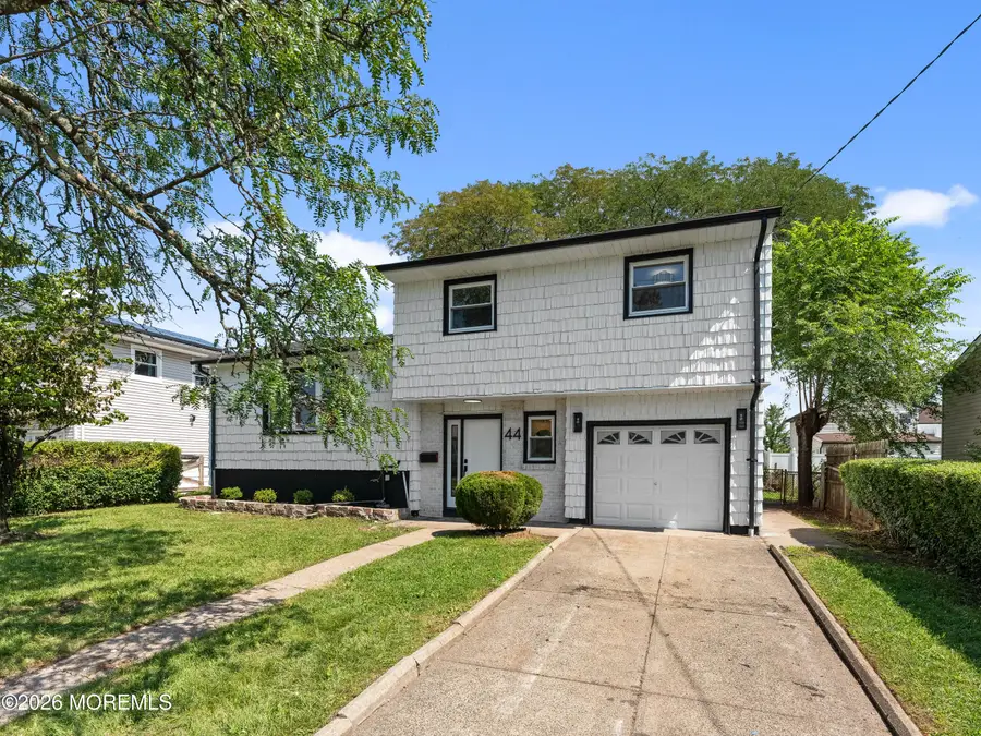 44 Charlotte Street, Carteret, NJ 07008 - #3