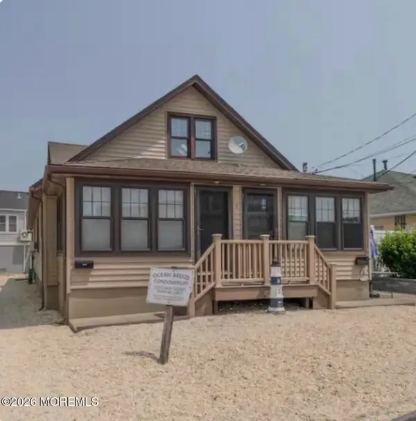 1 Niblick Street #3, Point Pleasant Beach, NJ 08742