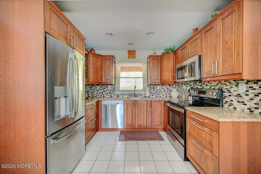 28 Morningside Drive, Old Bridge, NJ 08857 - #2