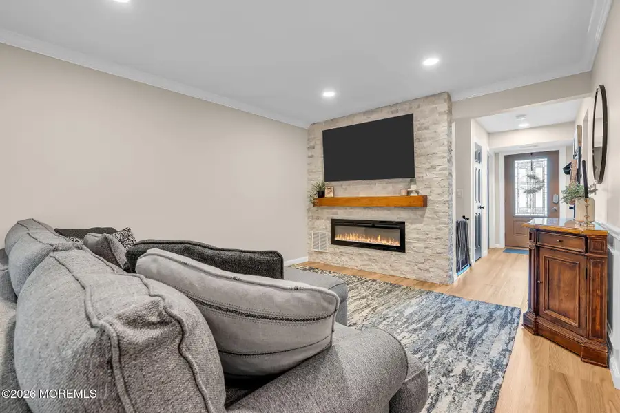6 Swallow Lane #1000, Howell, NJ 07731 - #2