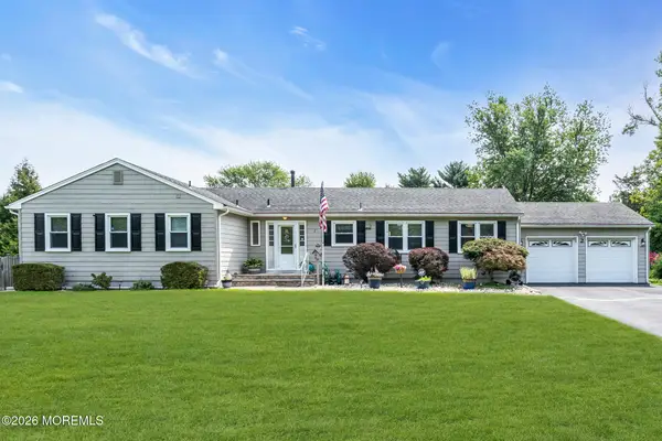 2 Coldspring Road, Freehold, NJ 07728