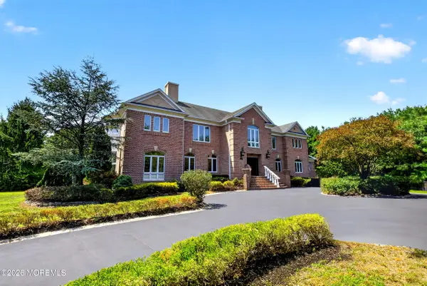 1 Parkwood Lane, Colts Neck, NJ 07722