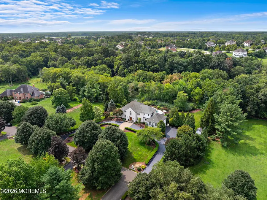 7 Twin Lakes Drive, Manalapan, NJ 07726 - #2