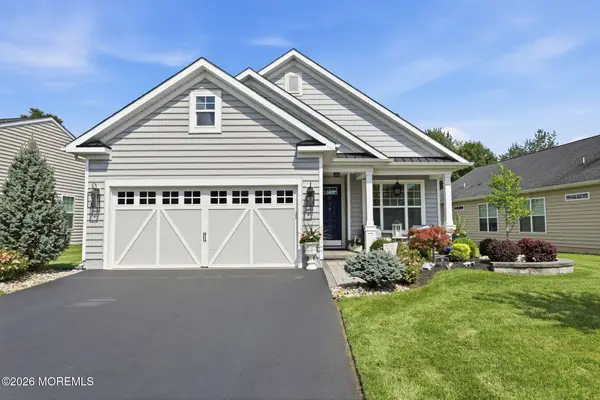 39 Mallard Court, Howell, NJ 07731