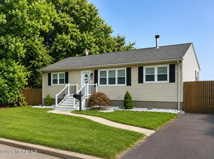 1099 Woodmere Drive, Cliffwood Beach, NJ 07735 - #3