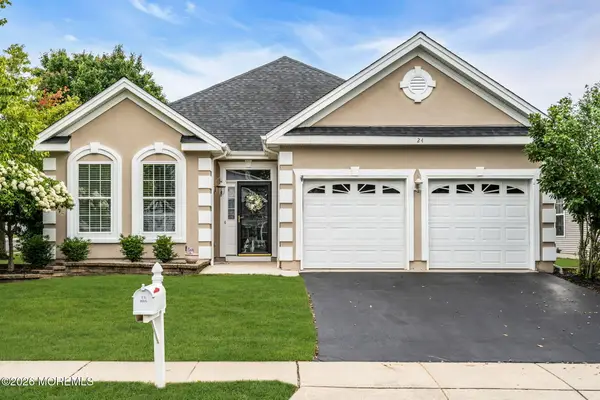 24 Jonahs Pond Lane, Barnegat, NJ 08005
