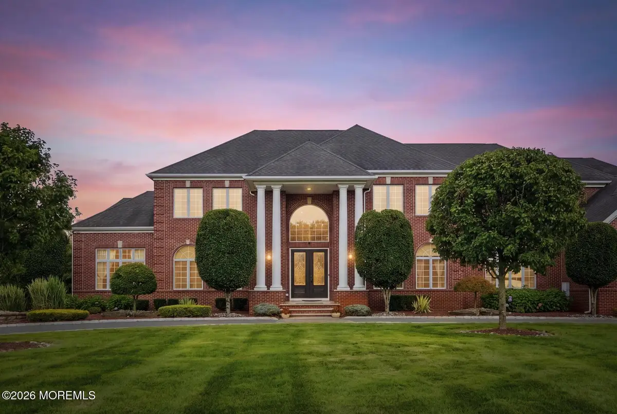 7 Crystal Court, Manalapan, NJ 07726 - #1