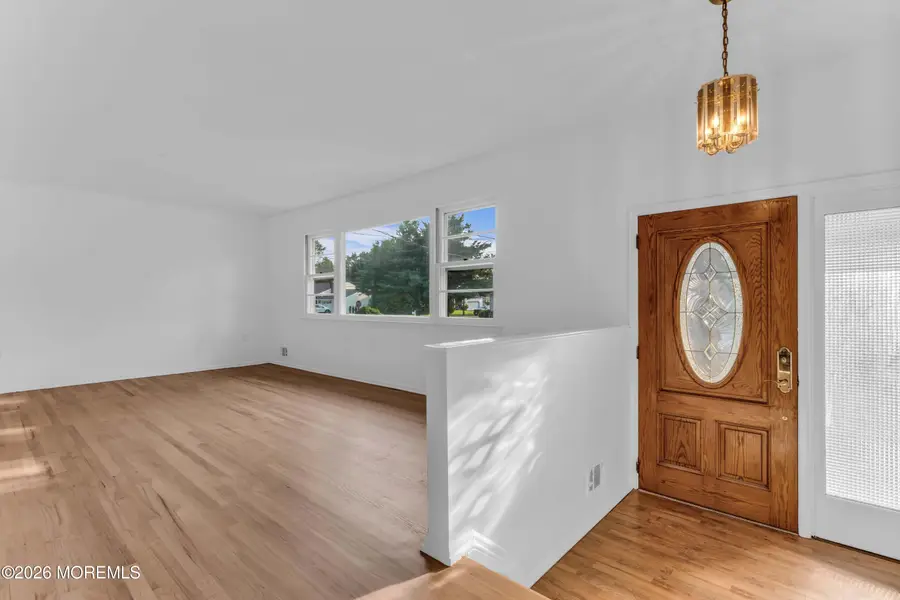 2001 Oakhurst Parkway, Oakhurst, NJ 07755 - #3