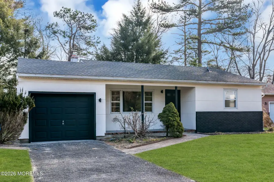 6 Stanford Drive, Toms River, NJ 08757 - #3