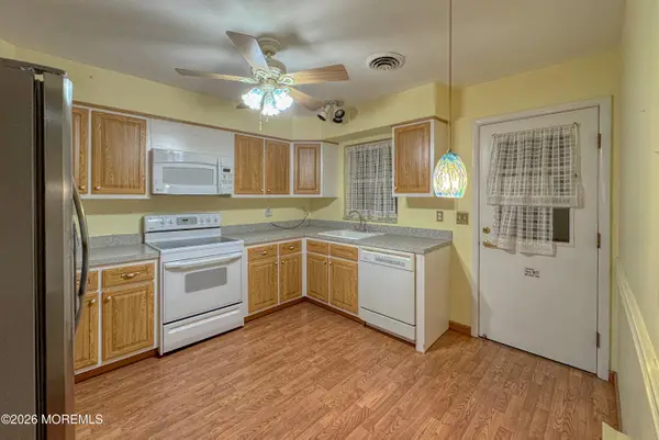 16 Monmouth Lane #B, Whiting, NJ 08759