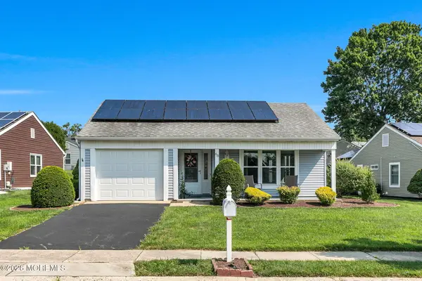 68 Red Hill Road, Manchester, NJ 08759