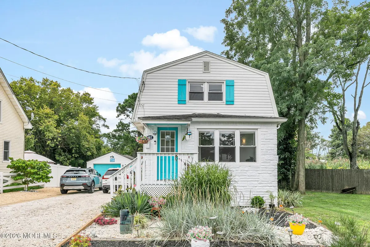 102 Victoria Place, Union Beach, NJ 07735 - #1
