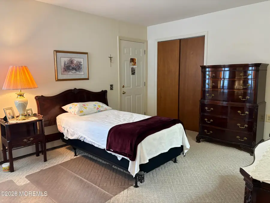 2 Kelowna Court, Toms River, NJ 08757 - #3