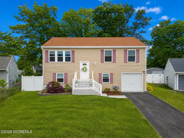 43 Tiller Drive, Barnegat, NJ 08005