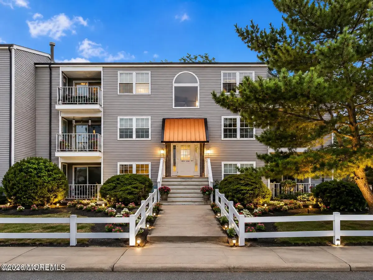 424 Beachway Avenue #5A, Keansburg, NJ 07734 - #1