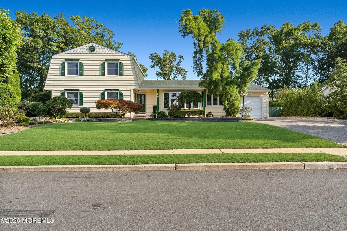 6 Meadowbrook Drive, Howell, NJ 07731 - #1