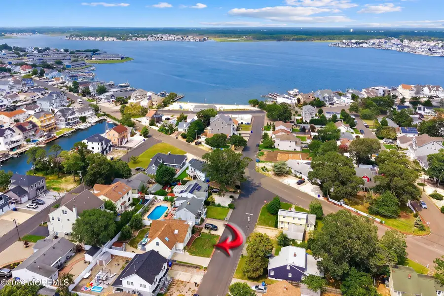 28 Harbor View Lane, Toms River, NJ 08753 - #3