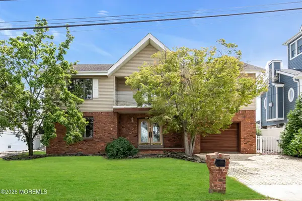 1893 Lookout Drive, Toms River, NJ 08753