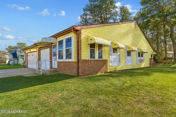 7B Greenwood Lane #62, Whiting, NJ 08759