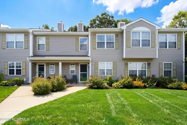 141 Spoon Bill Holw Hollow, Bayville, NJ 08721