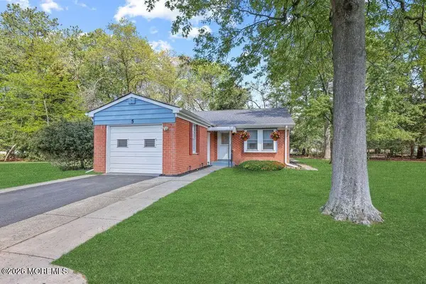 5 Revere Court, Whiting, NJ 08759