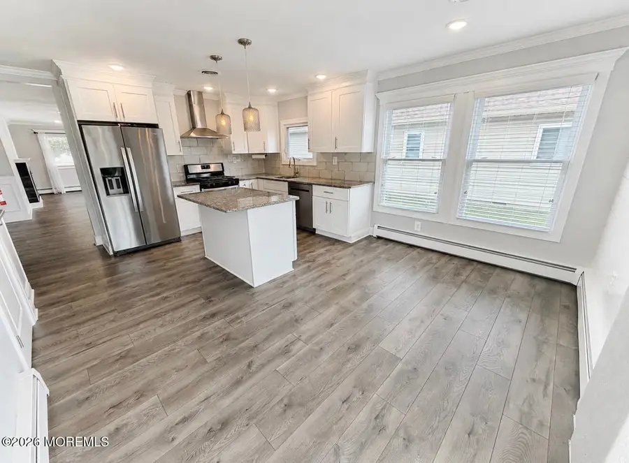 25 Vail Street, Toms River, NJ 08757 - #3