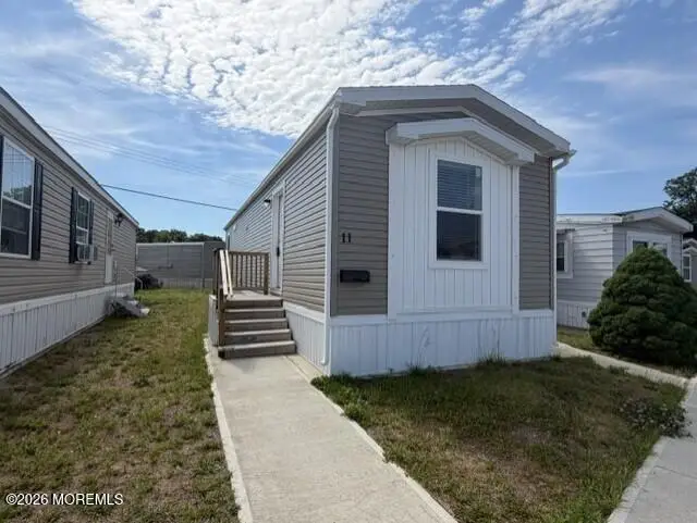 11 Avenue B, Hazlet, NJ 07730 - #1