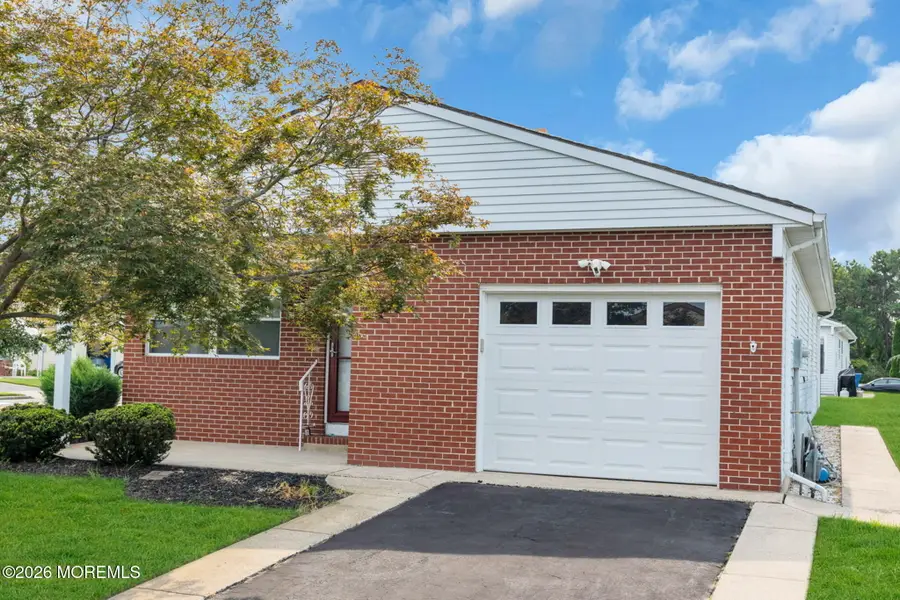 1 Zapata Court, Toms River, NJ 08757 - #3