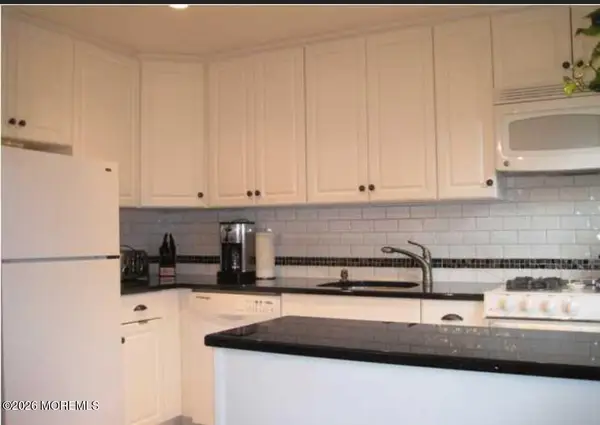 139 Manor Drive #1305, Red Bank, NJ 07701