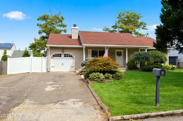 116 Seaspray Road, Manahawkin, NJ 08050