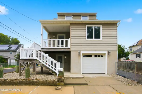 11 Fox Avenue, Keansburg, NJ 07734