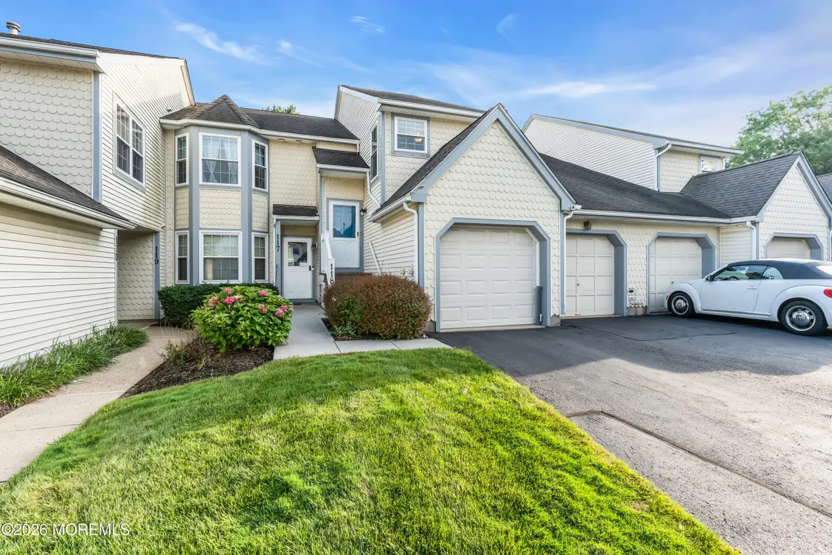 118 Evergreen Court, Freehold, NJ 07728 - #1
