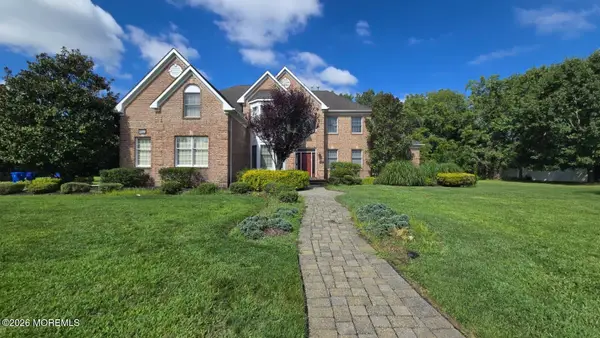2290 Maple Manor Court, Toms River, NJ 08755