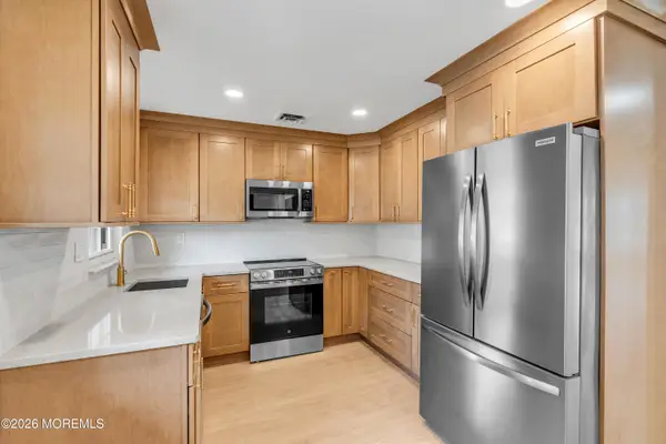966B Argyll Circle, Lakewood, NJ 08701